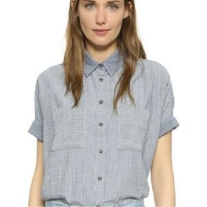 Madewell | Courier Lilydale Stripe Blouse

Size XXS, 100% cotton